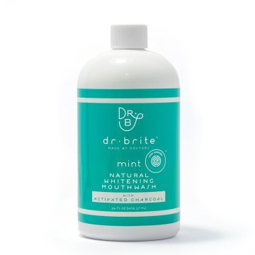Enjuague bucal blanqueador de menta Dr. Brite